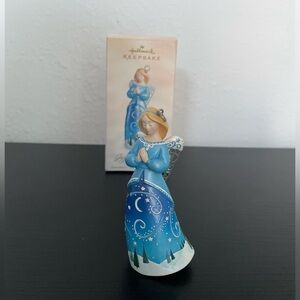 Hallmark Keepsake Joyful Tidings Blue Azura Angel with Silver Wings 2005
